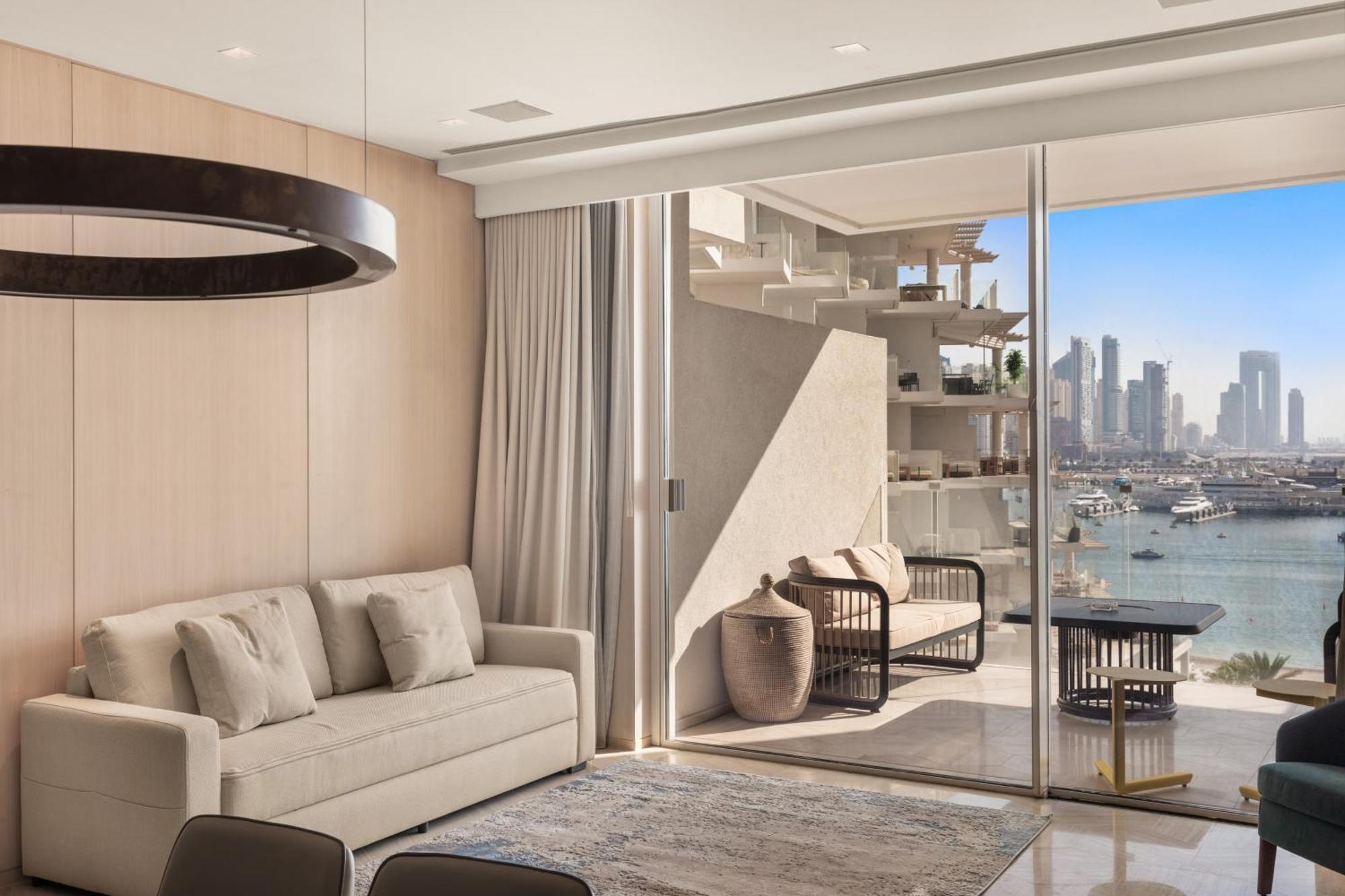 Sea View 2bdr Apartment, Pool And Access Apartment Dubai